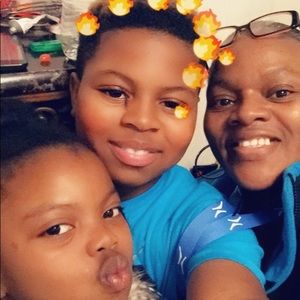 Meet your Posher, Carolyn